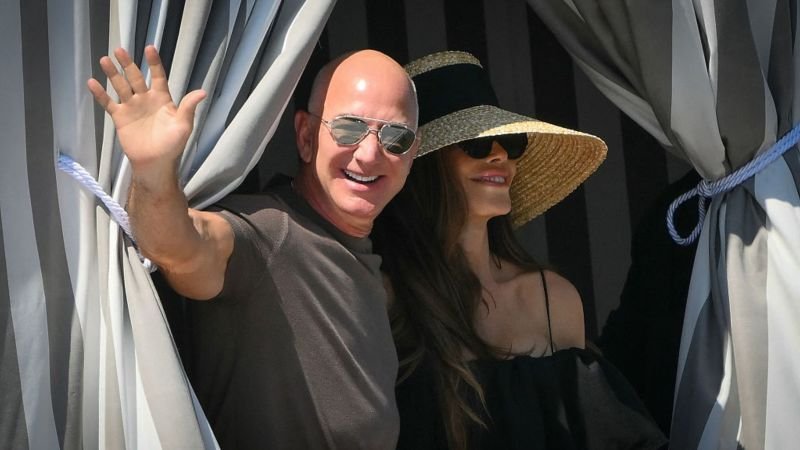La boda de Bezos y Sanchez en Venecia atrajo a algunas de las personas más ricas del mundo La boda de Bezos y Sanchez en Venecia atrajo a algunas de las personas más ricas del mundo